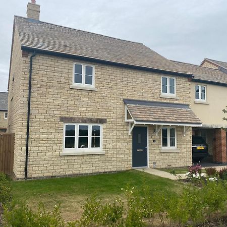 فيلا 4 Freelands Gate, Witney, Oxfordshire المظهر الخارجي الصورة